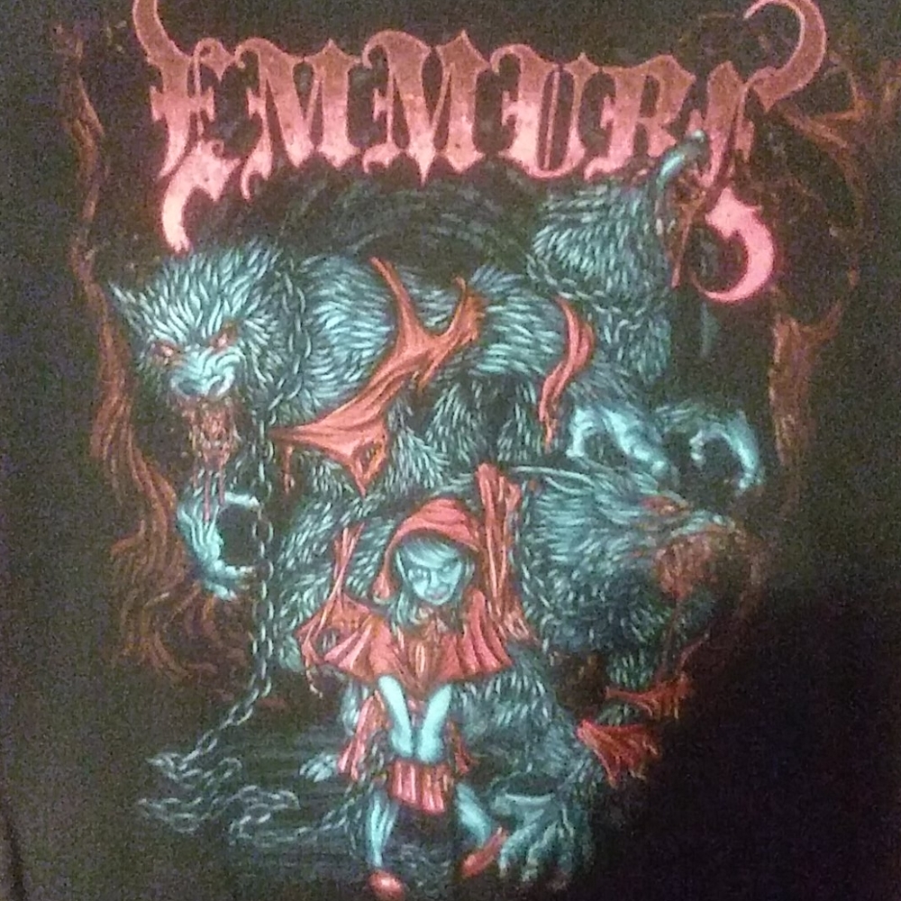 COPY - EMMURE RED RIDINGHOOD TSHIRT XL